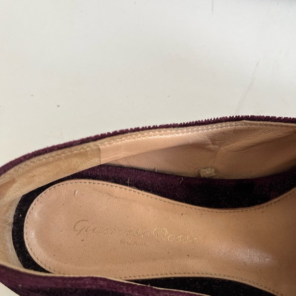 Authentic Gianvito Rossi Marcel Velvet Loafers - Picture 4 of 5